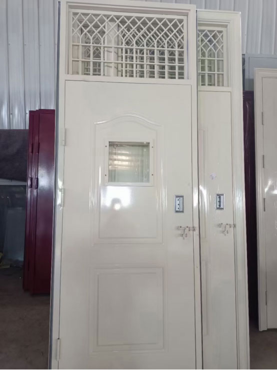 华州学校教室门 华州学校教室门