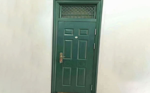 华州学校教室门