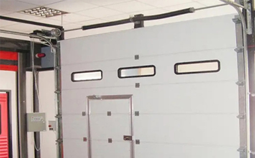 华州工业提升门的安装方法