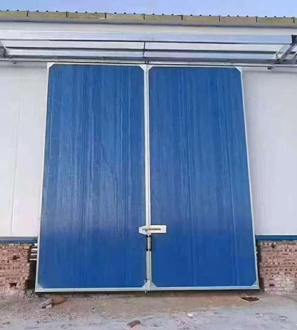 华州工业门在大型仓储物流通道中的应用实例